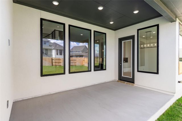 905 S Hemingway LOOP, Liberty Hill, TX 78642