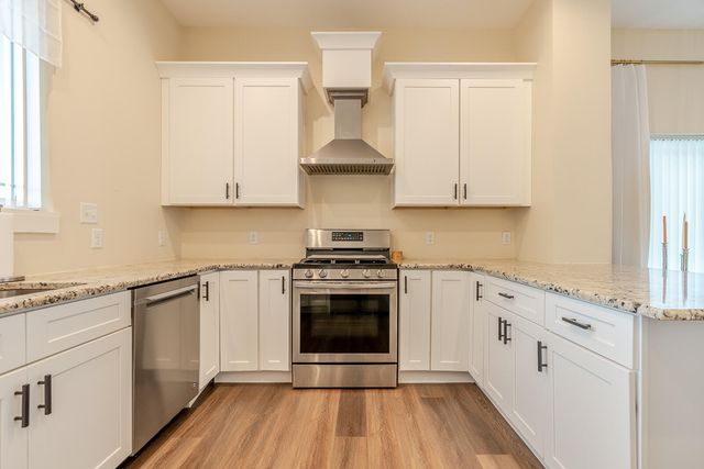 409 Hideaway Lane, Niceville, FL 32578