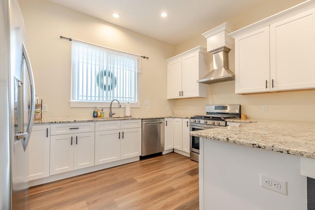 409 Hideaway Lane, Niceville, FL 32578