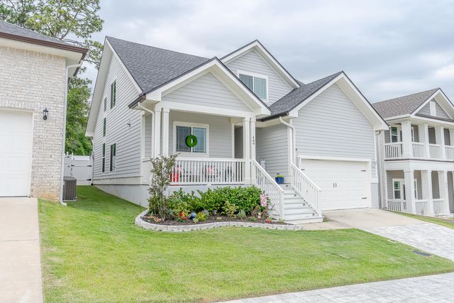 409 Hideaway Lane, Niceville, FL 32578