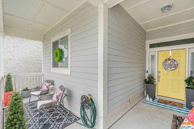 409 Hideaway Lane, Niceville, FL 32578