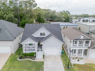 409 Hideaway Lane, Niceville, FL 32578