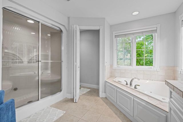 601 E CARRINGTON LANE, Appleton, WI 54913