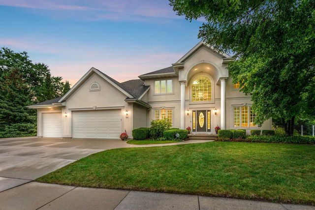 601 E CARRINGTON LANE, Appleton, WI 54913