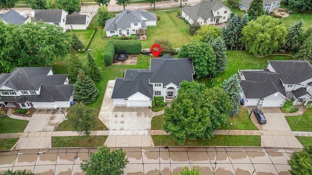 601 E CARRINGTON LANE, Appleton, WI 54913