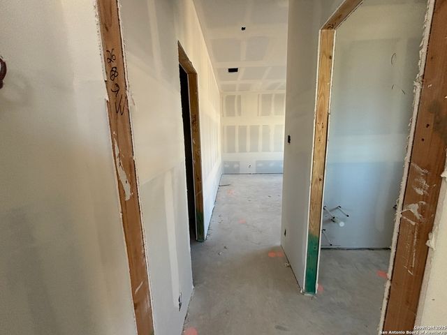 10106 Pine River Rd., Schertz, TX 78154