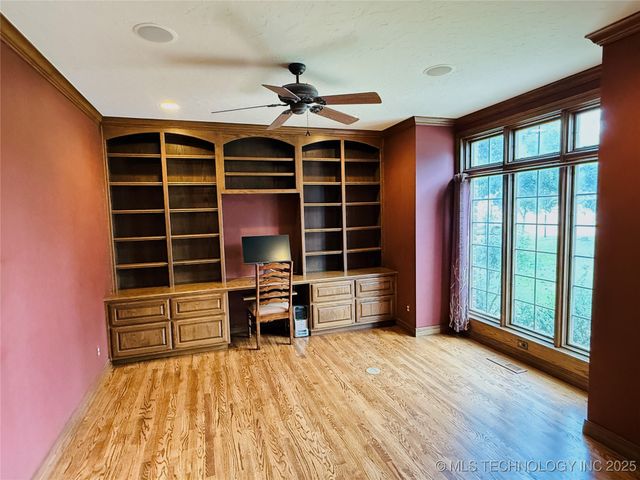 4224 S 69th West Avenue, Tulsa, OK 74107