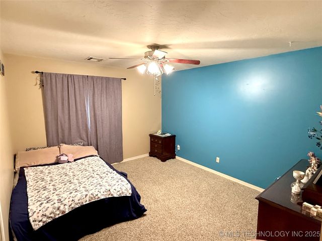 4224 S 69th West Avenue, Tulsa, OK 74107