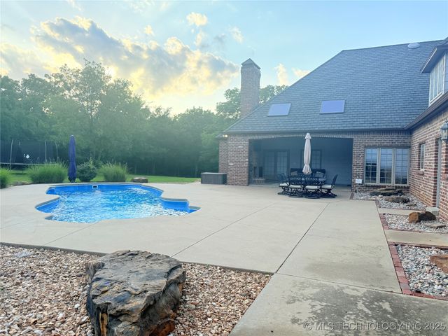 4224 S 69th West Avenue, Tulsa, OK 74107