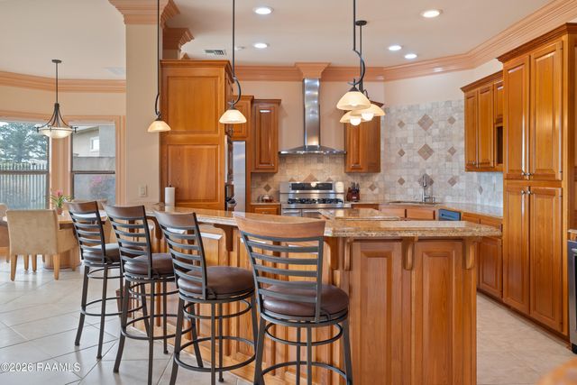 106 Augusta Drive, Broussard, LA 70518