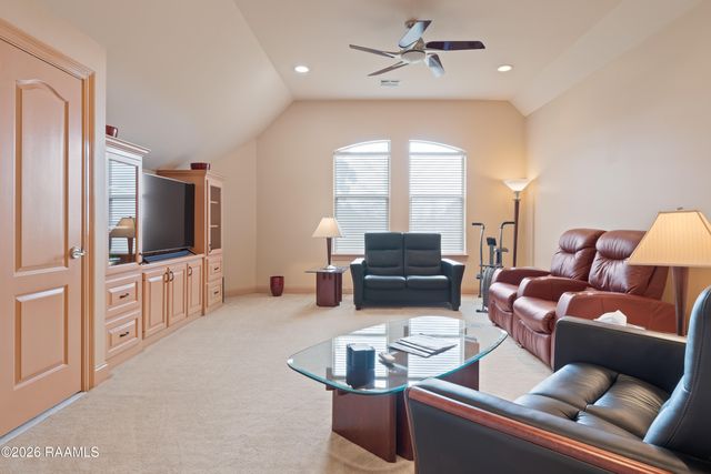 106 Augusta Drive, Broussard, LA 70518