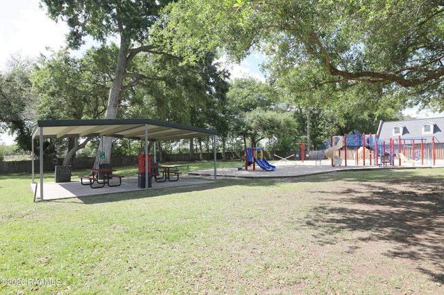 106 Augusta Drive, Broussard, LA 70518