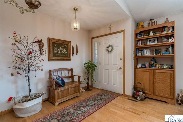 101 Shiloh Court, Mankato, MN 56001