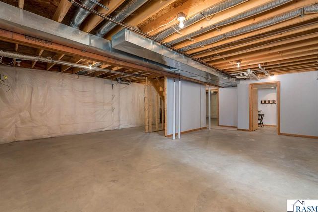 101 Shiloh Court, Mankato, MN 56001