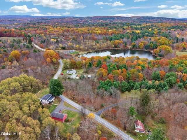 167 Lyons Lake Road, Nassau, NY 12123