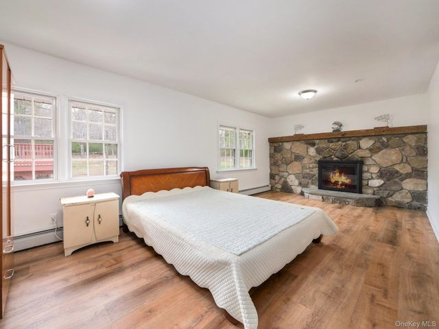 2643 State Route 209, Wurtsboro, NY 12790