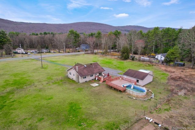 2643 State Route 209, Wurtsboro, NY 12790