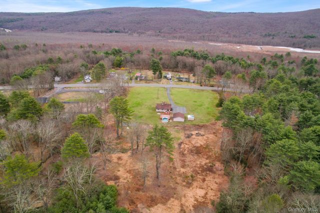 2643 State Route 209, Wurtsboro, NY 12790