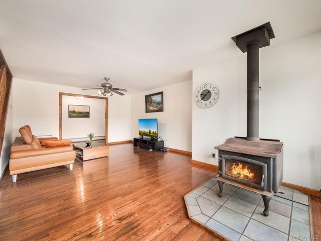 2643 State Route 209, Wurtsboro, NY 12790