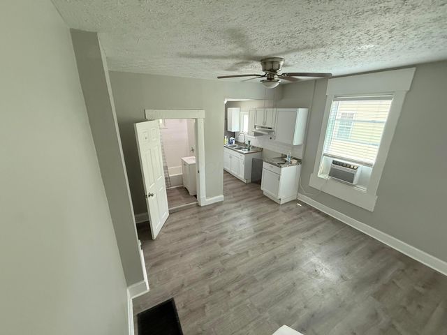 212 S Yale Avenue, Columbus, OH 43222