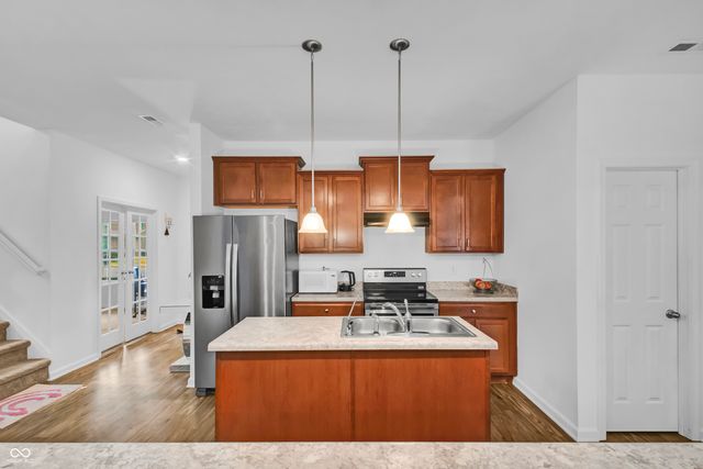 4418 Ashworth Lane, Columbus, IN 47201