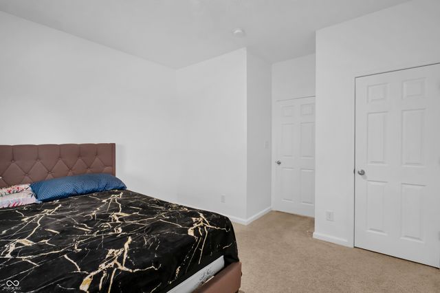 4418 Ashworth Lane, Columbus, IN 47201