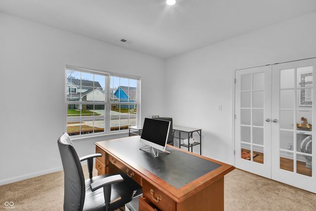 4418 Ashworth Lane, Columbus, IN 47201