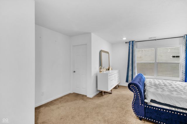 4418 Ashworth Lane, Columbus, IN 47201