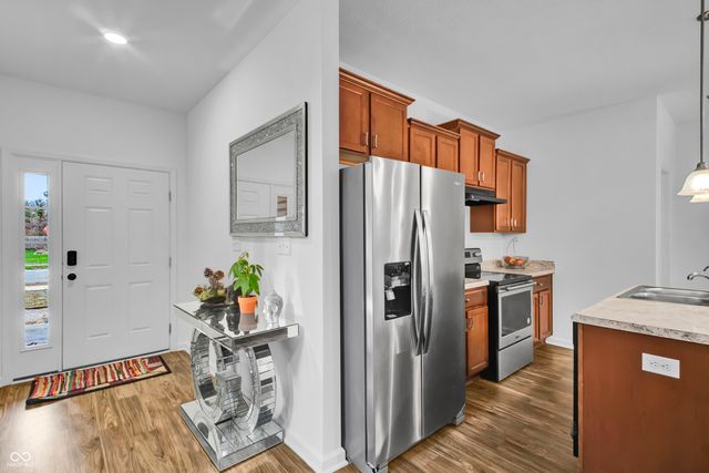 4418 Ashworth Lane, Columbus, IN 47201