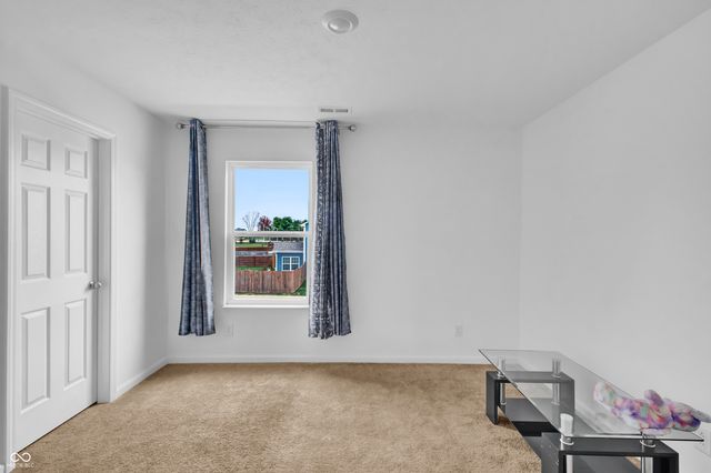 4418 Ashworth Lane, Columbus, IN 47201