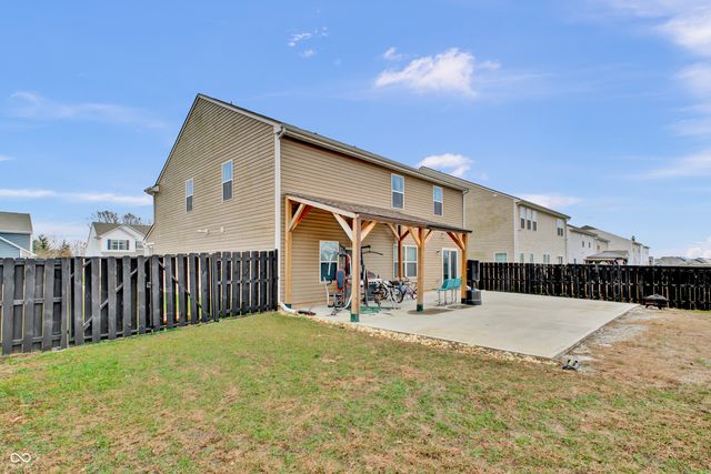 4418 Ashworth Lane, Columbus, IN 47201