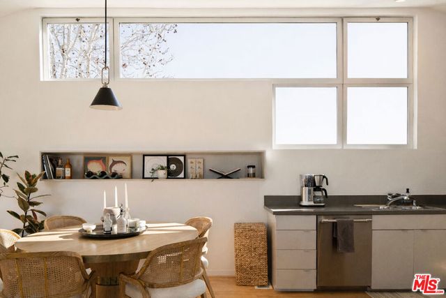 608 Westminster Avenue, Venice, CA 90291