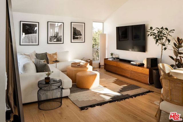 608 Westminster Avenue, Venice, CA 90291