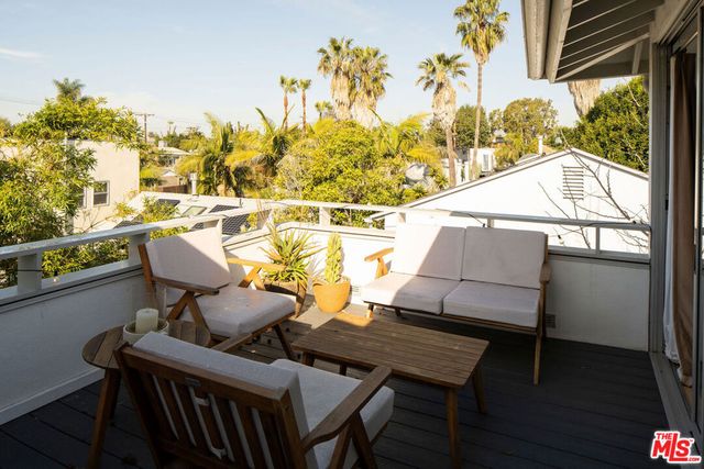 608 Westminster Avenue, Venice, CA 90291