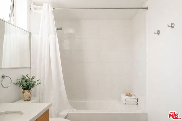 608 Westminster Avenue, Venice, CA 90291