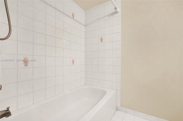 10528 SW 118th Pl, Miami, FL 33186