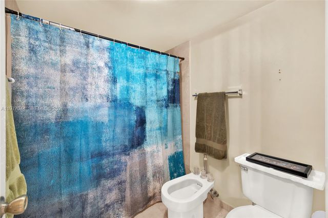 10528 SW 118th Pl, Miami, FL 33186