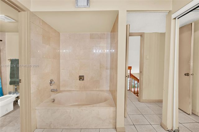 10528 SW 118th Pl, Miami, FL 33186