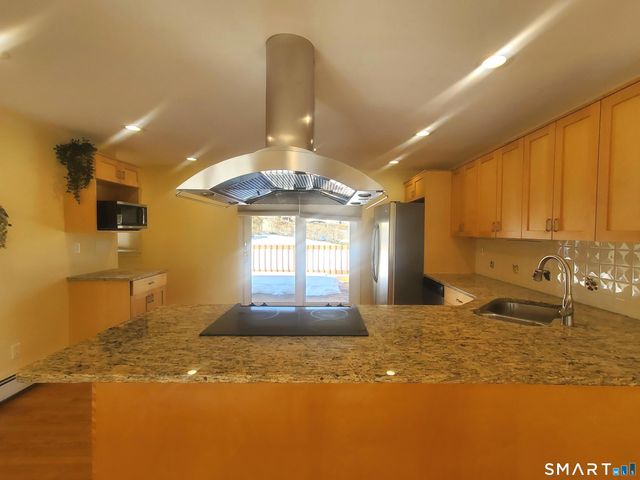 42 County Street, Norwalk, CT 06851