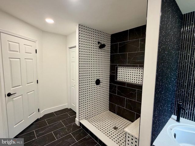 4 BLACK PINE LN, Lumberton, NJ 08048