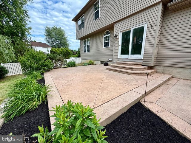 4 BLACK PINE LN, Lumberton, NJ 08048