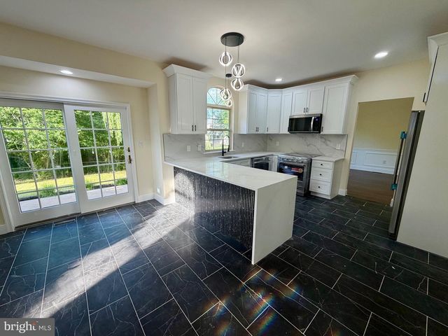 4 BLACK PINE LN, Lumberton, NJ 08048