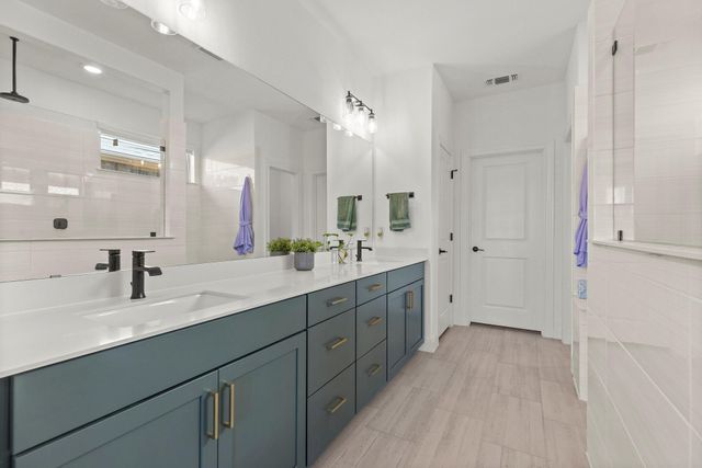 317 Canyoncrest WAY, Liberty Hill, TX 78642