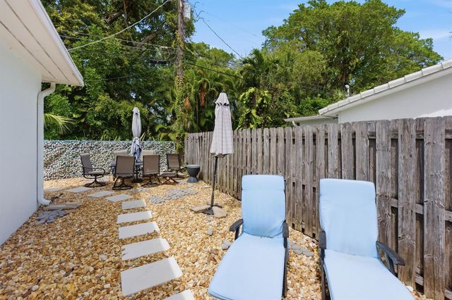 7 Belair Drive, Boynton Beach, FL 33435