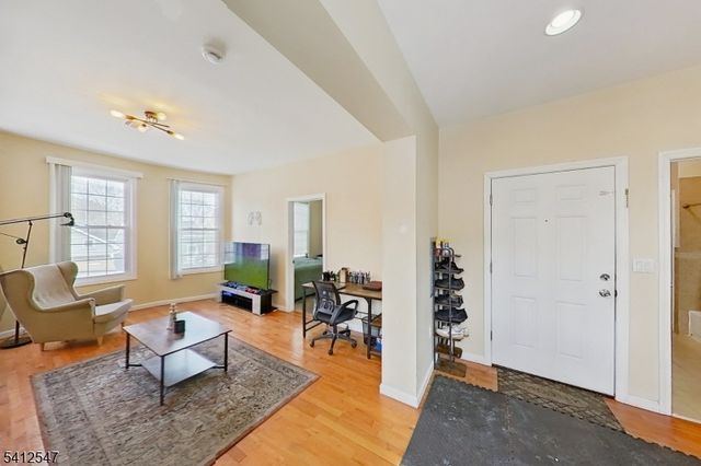 80 Newark Ave, Paterson City, NJ 07503