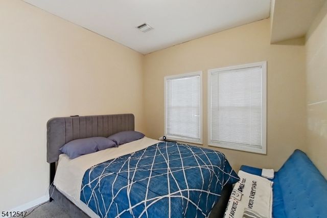 80 Newark Ave, Paterson City, NJ 07503