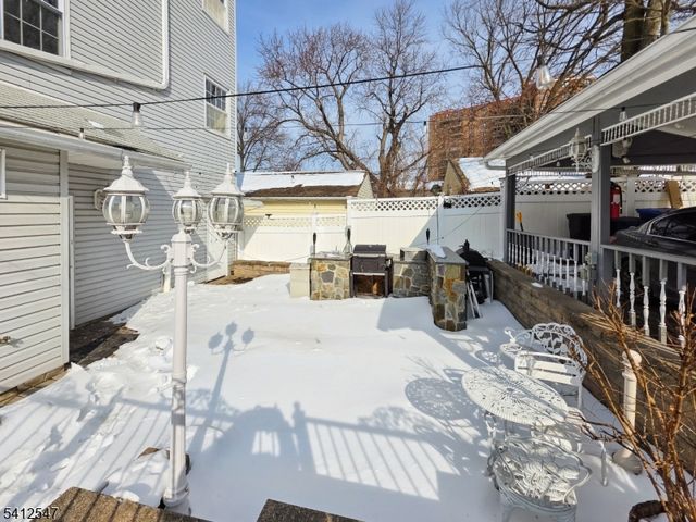 80 Newark Ave, Paterson City, NJ 07503