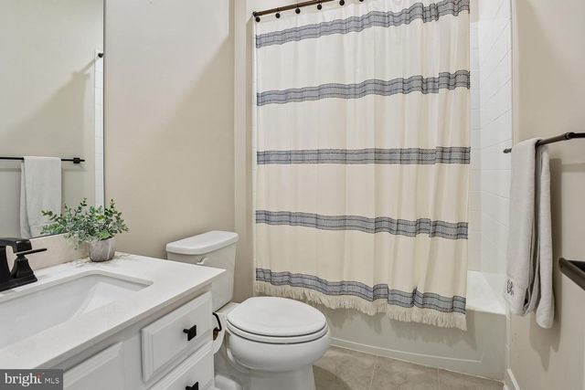 6024 STONEROLLER ST, New Market, MD 21774