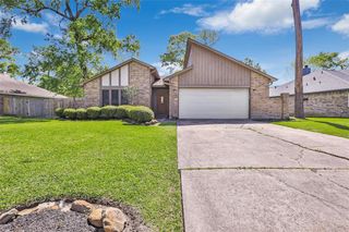 16002 Castaway Court, Crosby, TX 77532