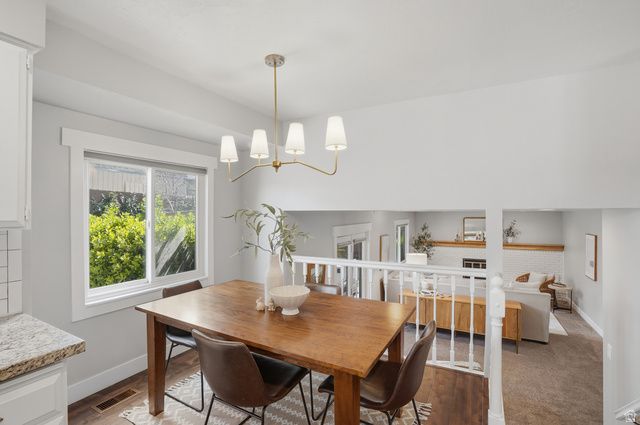 11865 S MAPLE RIDGE RD, Sandy, UT 84094